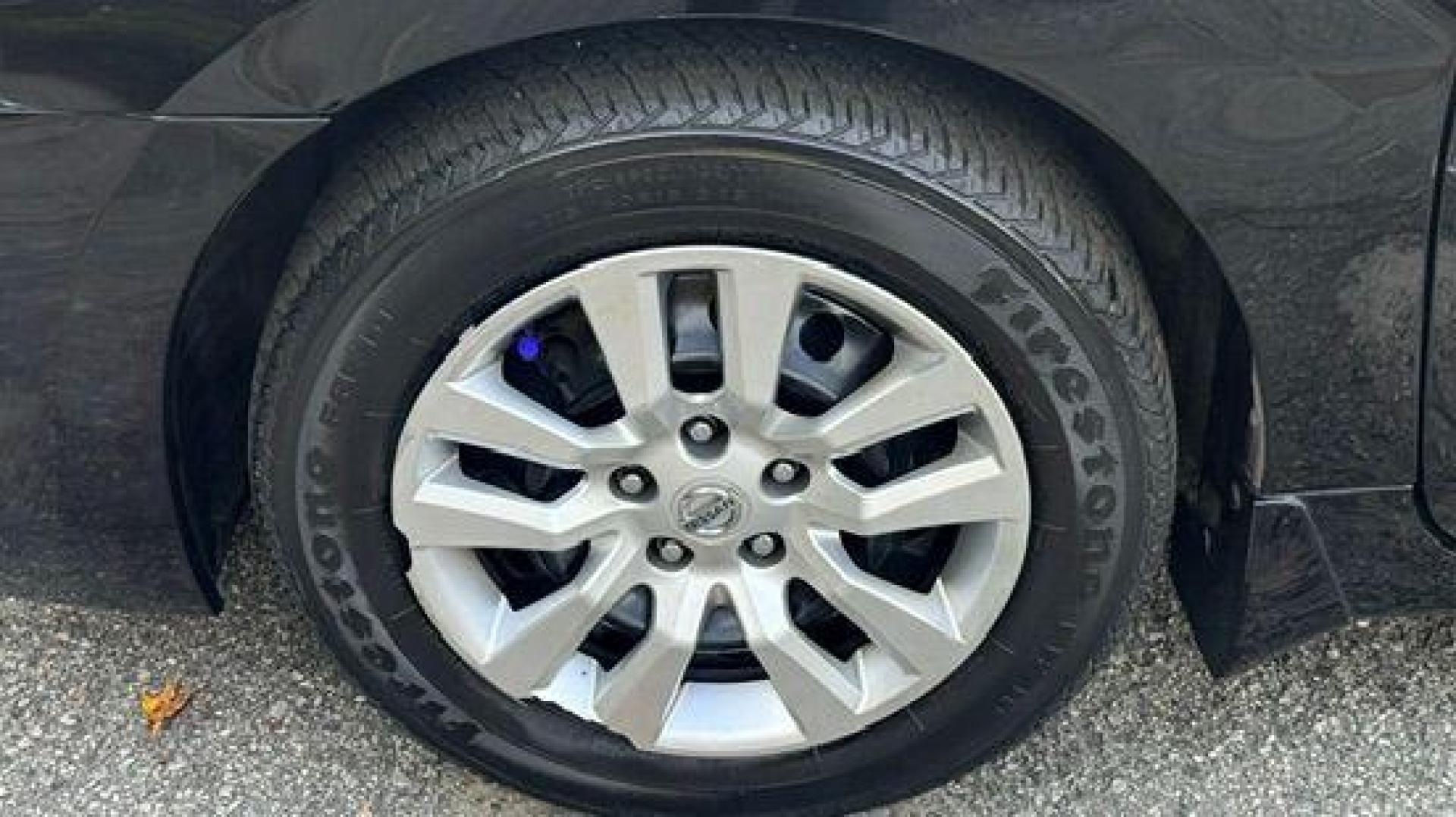 2014 Black Nissan Altima 2.5 (1N4AL3AP2EC) with an 2.5L L4 DOHC 16V engine, Continuously Variable Transmission transmission, located at 1806 Veterans Memorial Hwy SW, Austell, GA, 30168, (770) 944-9558, 33.817959, -84.606987 - Photo#14