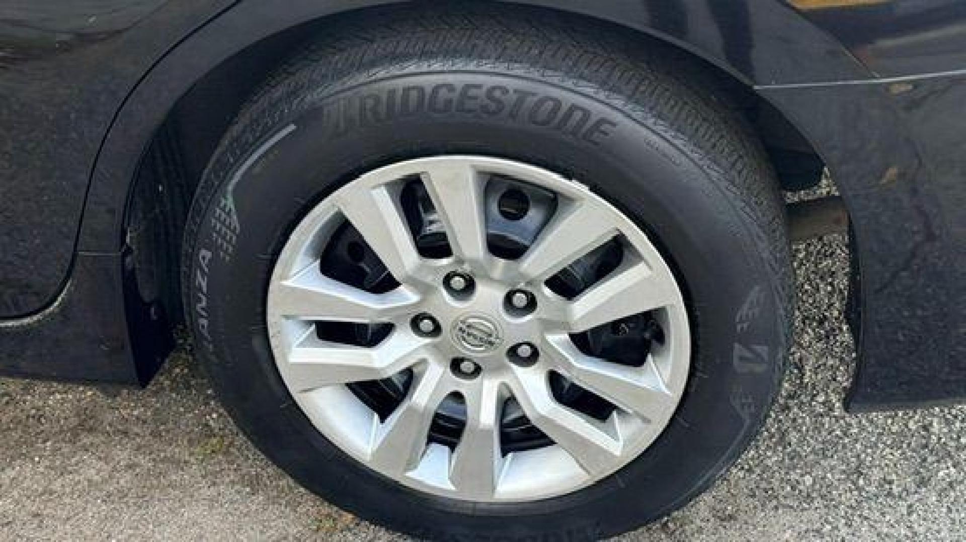 2014 Black Nissan Altima 2.5 (1N4AL3AP2EC) with an 2.5L L4 DOHC 16V engine, Continuously Variable Transmission transmission, located at 1806 Veterans Memorial Hwy SW, Austell, GA, 30168, (770) 944-9558, 33.817959, -84.606987 - Photo#15