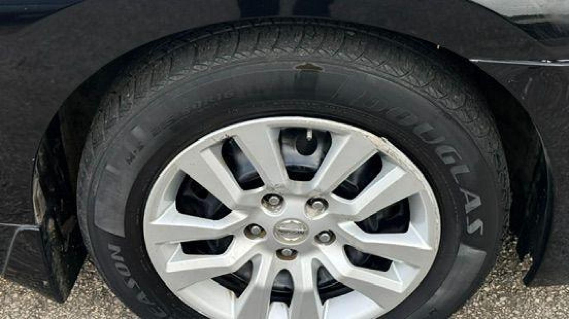 2014 Black Nissan Altima 2.5 (1N4AL3AP2EC) with an 2.5L L4 DOHC 16V engine, Continuously Variable Transmission transmission, located at 1806 Veterans Memorial Hwy SW, Austell, GA, 30168, (770) 944-9558, 33.817959, -84.606987 - Photo#16