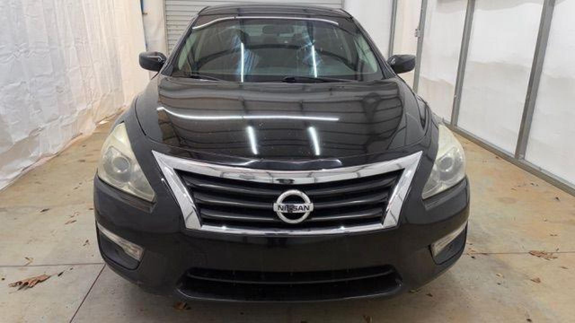 2014 Black Nissan Altima 2.5 (1N4AL3AP2EC) with an 2.5L L4 DOHC 16V engine, Continuously Variabl transmission, located at 1806 Veterans Memorial Hwy SW, Austell, GA, 30168, (770) 944-9558, 33.817959, -84.606987 - Photo#9