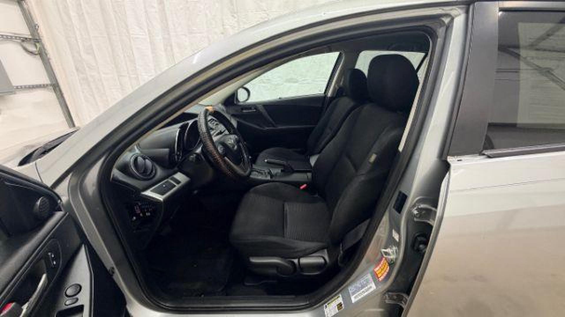 2013 Silver Mazda MAZDA3 i Touring AT 5-Door (JM1BL1L74D1) with an 2.0L L4 DOHC 16V engine, 5-Speed Automatic transmission, located at 1806 Veterans Memorial Hwy SW, Austell, GA, 30168, (770) 944-9558, 33.817959, -84.606987 - Photo#12