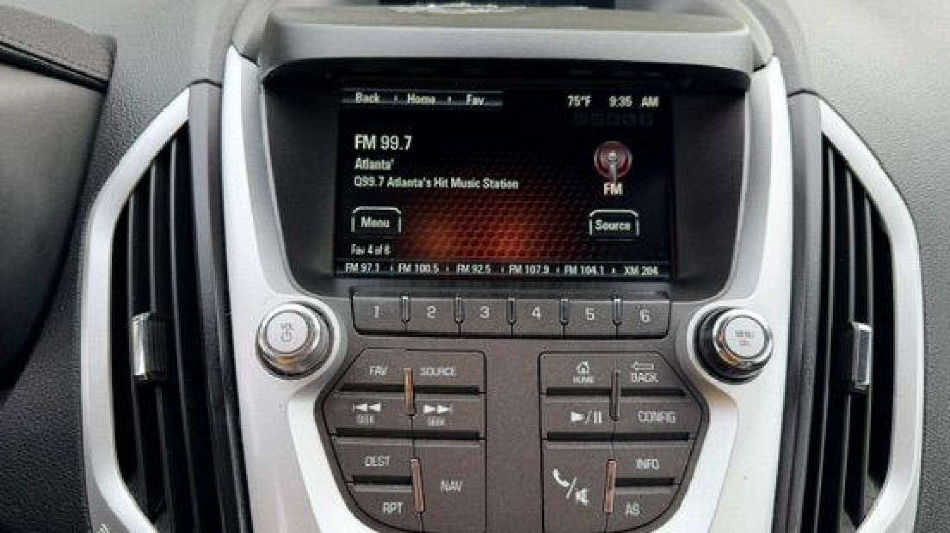 2016 Silver GMC Terrain SLT FWD (2GKALPEK4G6) with an 2.4L L4 DOHC 16V engine, 6-Speed Automatic transmission, located at 1806 Veterans Memorial Hwy SW, Austell, GA, 30168, (770) 944-9558, 33.817959, -84.606987 - Photo#13