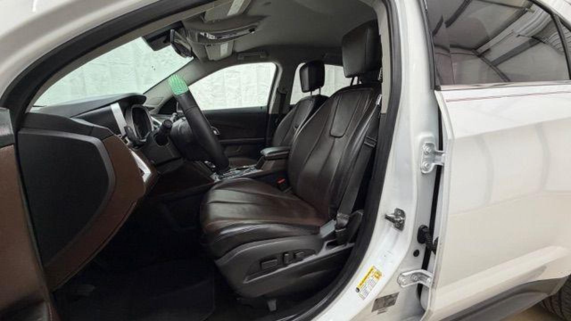 2014 White Chevrolet Equinox 2LT 2WD (2GNALCEKXE6) with an 2.4L L4 DOHC 16V FFV engine, 6-Speed Automatic transmission, located at 1806 Veterans Memorial Hwy SW, Austell, GA, 30168, (770) 944-9558, 33.817959, -84.606987 - Photo#12