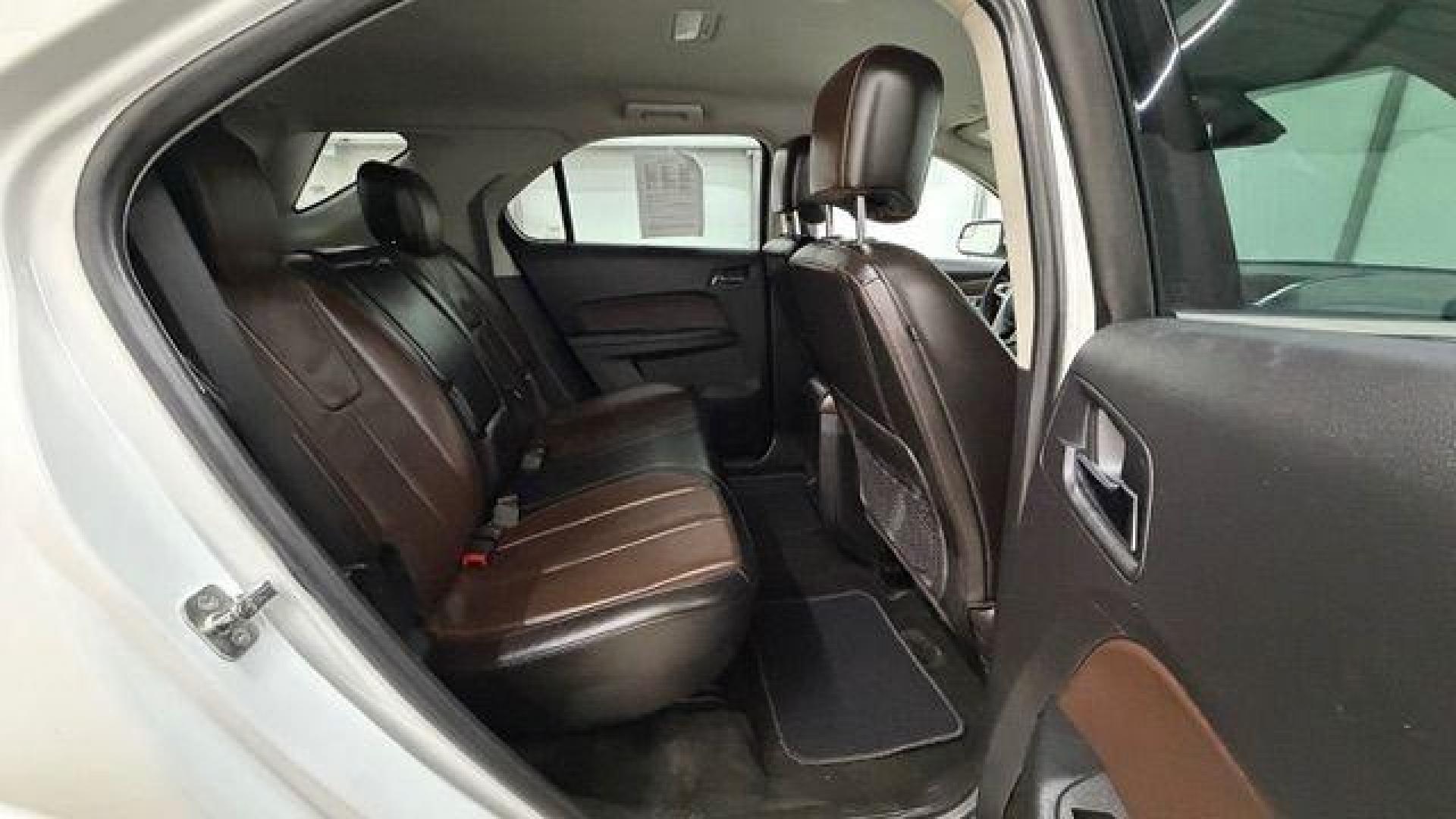 2014 White Chevrolet Equinox 2LT 2WD (2GNALCEKXE6) with an 2.4L L4 DOHC 16V FFV engine, 6-Speed Automatic transmission, located at 1806 Veterans Memorial Hwy SW, Austell, GA, 30168, (770) 944-9558, 33.817959, -84.606987 - Photo#17