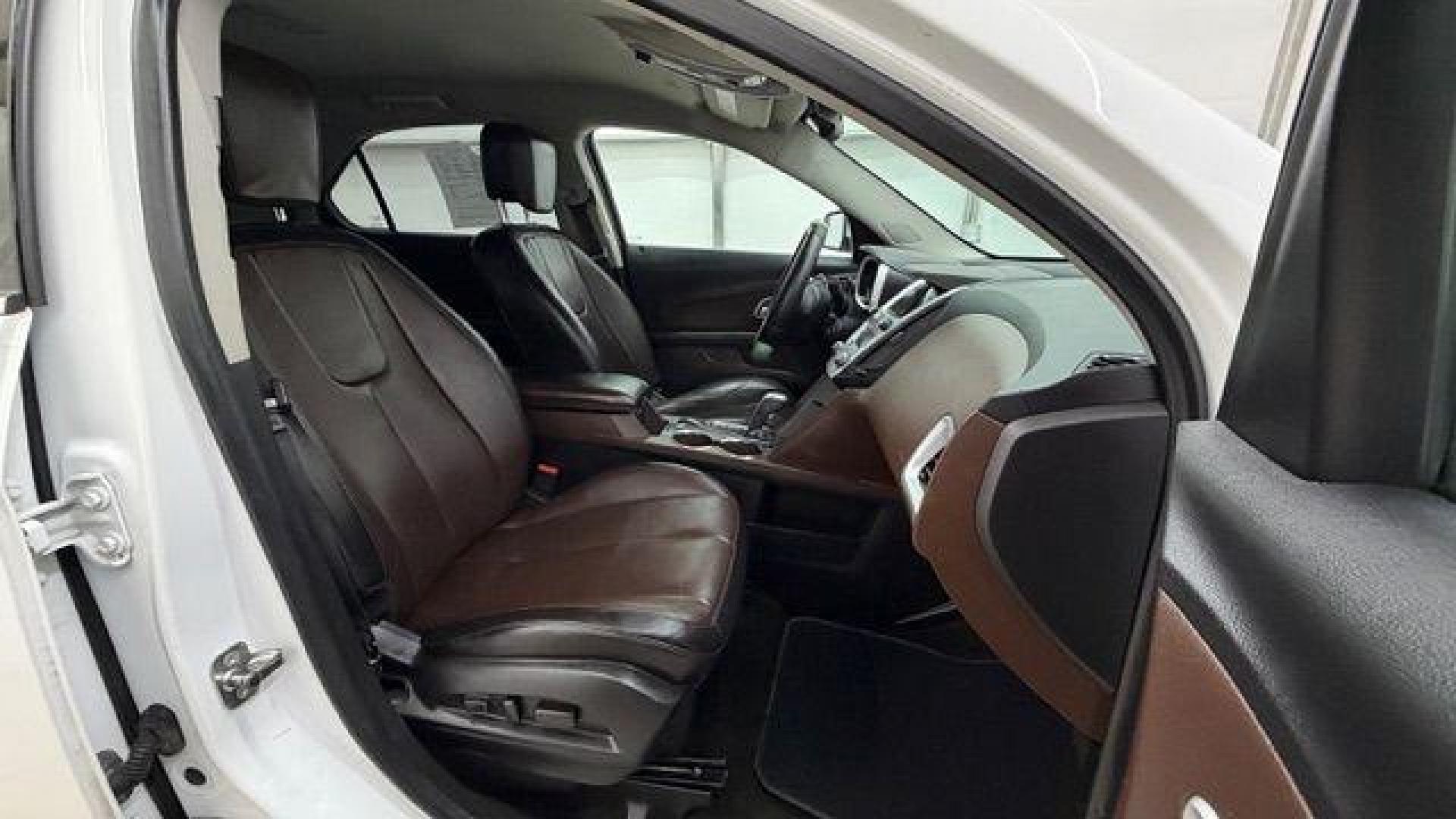 2014 White Chevrolet Equinox 2LT 2WD (2GNALCEKXE6) with an 2.4L L4 DOHC 16V FFV engine, 6-Speed Automatic transmission, located at 1806 Veterans Memorial Hwy SW, Austell, GA, 30168, (770) 944-9558, 33.817959, -84.606987 - Photo#18