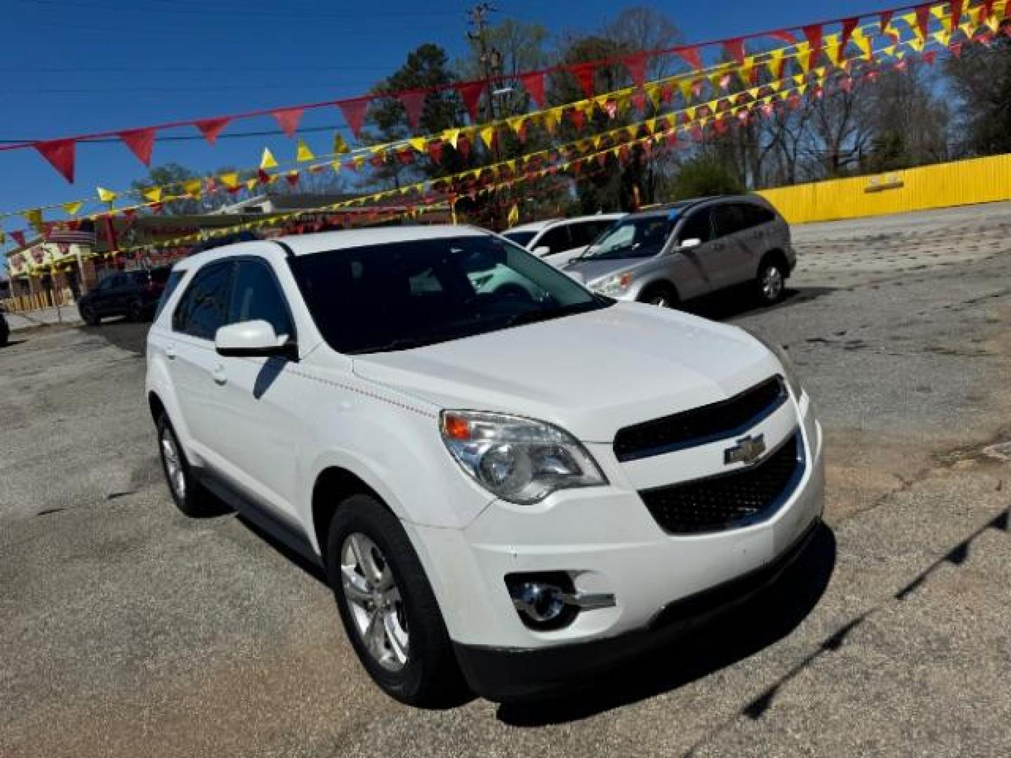 2014 White Chevrolet Equinox 2LT 2WD (2GNALCEKXE6) with an 2.4L L4 DOHC 16V FFV engine, 6-Speed Automatic transmission, located at 1806 Veterans Memorial Hwy SW, Austell, GA, 30168, (770) 944-9558, 33.817959, -84.606987 - Photo#2