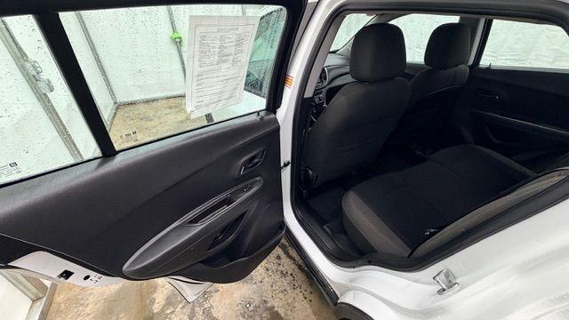 2017 White Chevrolet Trax LS FWD (KL7CJKSB8HB) with an 1.4L L4 DOHC 16V engine, 6-Speed Automatic transmission, located at 1806 Veterans Memorial Hwy SW, Austell, GA, 30168, (770) 944-9558, 33.817959, -84.606987 - Photo#13