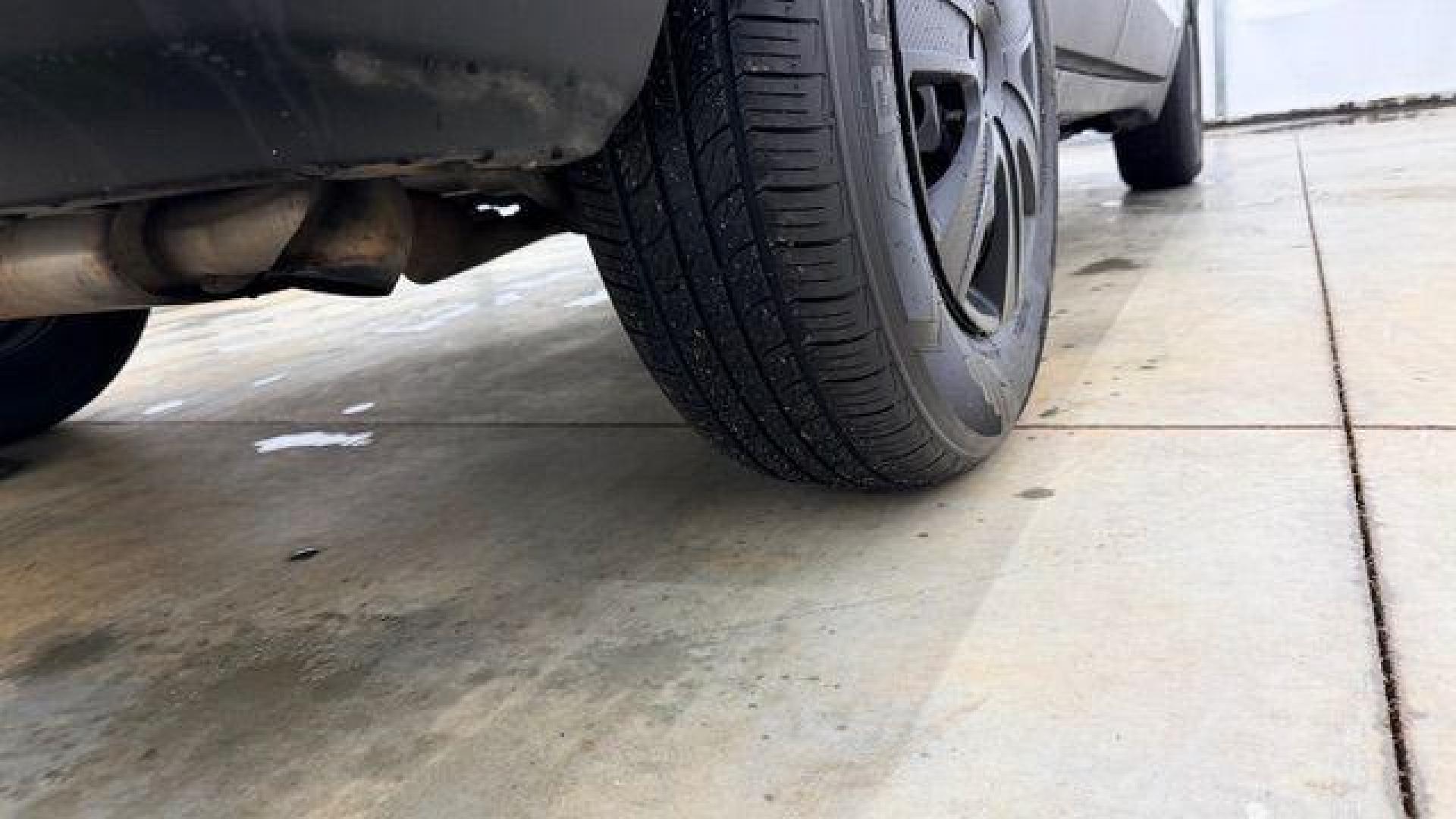 2017 White Chevrolet Trax LS FWD (KL7CJKSB8HB) with an 1.4L L4 DOHC 16V engine, 6-Speed Automatic transmission, located at 1806 Veterans Memorial Hwy SW, Austell, GA, 30168, (770) 944-9558, 33.817959, -84.606987 - Photo#22