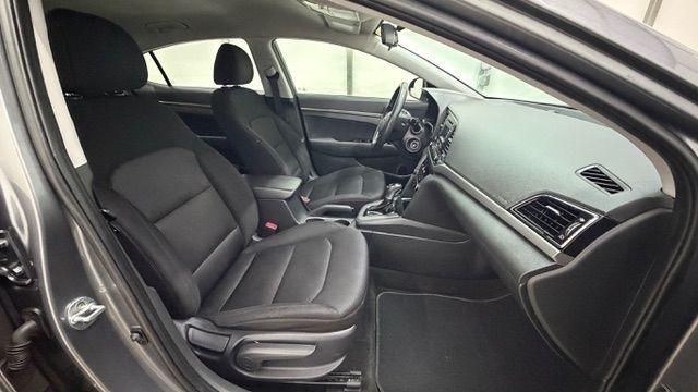 2018 Gray Hyundai Elantra SE 6AT (5NPD74LF8JH) with an 2.0 engine, 6-Speed Automatic transmission, located at 1806 Veterans Memorial Hwy SW, Austell, GA, 30168, (770) 944-9558, 33.817959, -84.606987 - Photo#17