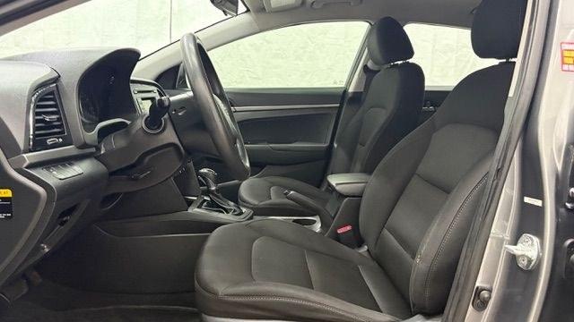 2018 Gray Hyundai Elantra SE 6AT (5NPD74LF8JH) with an 2.0 engine, 6-Speed Automatic transmission, located at 1806 Veterans Memorial Hwy SW, Austell, GA, 30168, (770) 944-9558, 33.817959, -84.606987 - Why Choose Automania? At Automania, we make car buying easy and stress-free, with over 20 years serving Austell, GA and the surrounding communities. WE FINANCE GOOD AND NOT SO GOOD CREDIT, we work with all credit types, and every vehicle comes with a free vehicle history report so you know its backg- Photo#11