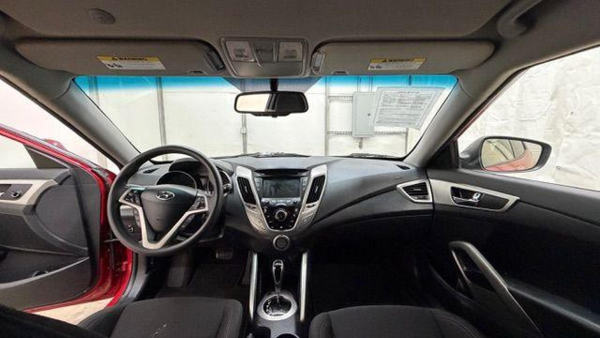 2013 Red Hyundai Veloster Base (KMHTC6ADXDU) with an 1.6L L4 DOHC 16V engine, 6-Speed Automatic transmission, located at 1806 Veterans Memorial Hwy SW, Austell, GA, 30168, (770) 944-9558, 33.817959, -84.606987 - Photo#13