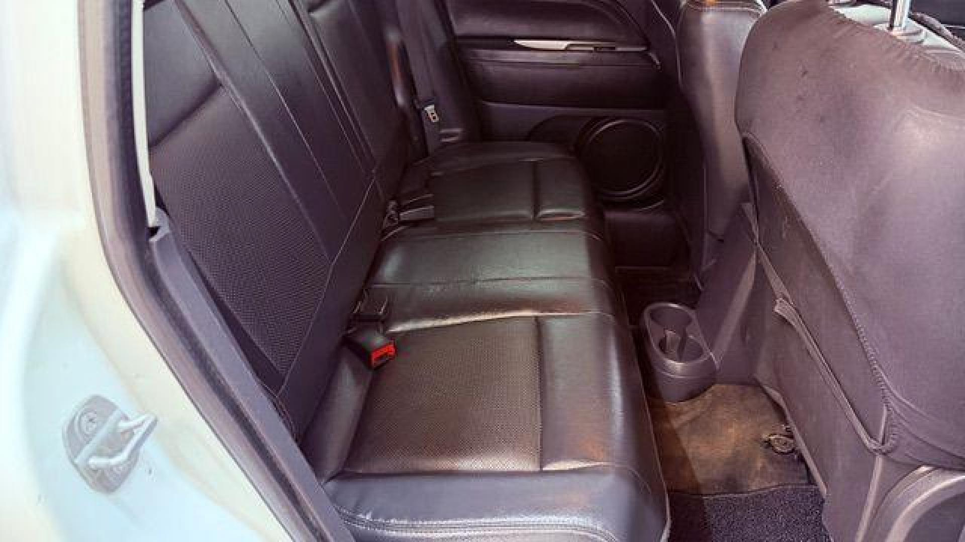 2014 White Jeep Compass Latitude FWD (1C4NJCEAXED) with an 2.0L L4 DOHC 16V engine, Continuously Variabl transmission, located at 1806 Veterans Memorial Hwy SW, Austell, GA, 30168, (770) 944-9558, 33.817959, -84.606987 - Photo#17