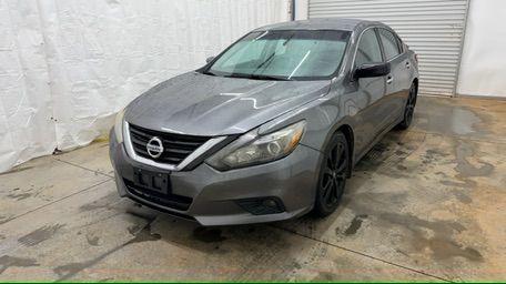 photo of 2017 Nissan Altima