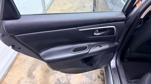 2017 Gray Nissan Altima 2.5 SR (1N4AL3AP7HC) with an 2.5L L4 DOHC 16V engine, Continuously Variabl transmission, located at 1806 Veterans Memorial Hwy SW, Austell, GA, 30168, (770) 944-9558, 33.817959, -84.606987 - Photo#13