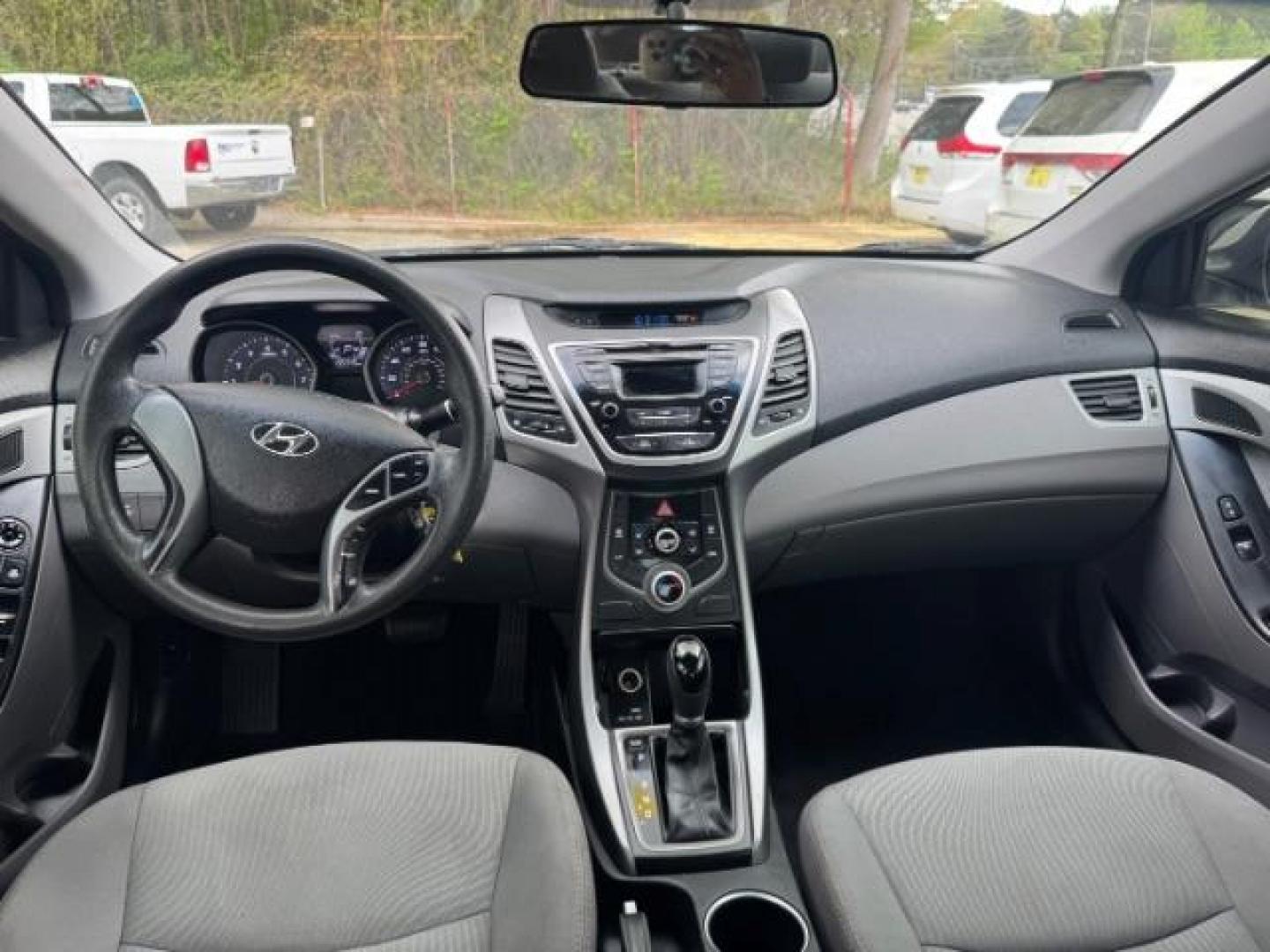 2016 Silver Hyundai Elantra SE 6AT (5NPDH4AEXGH) with an 1.8L L4 DOHC 16V engine, 6-Speed Automatic transmission, located at 1806 Veterans Memorial Hwy SW, Austell, GA, 30168, (770) 944-9558, 33.817959, -84.606987 - Photo#11