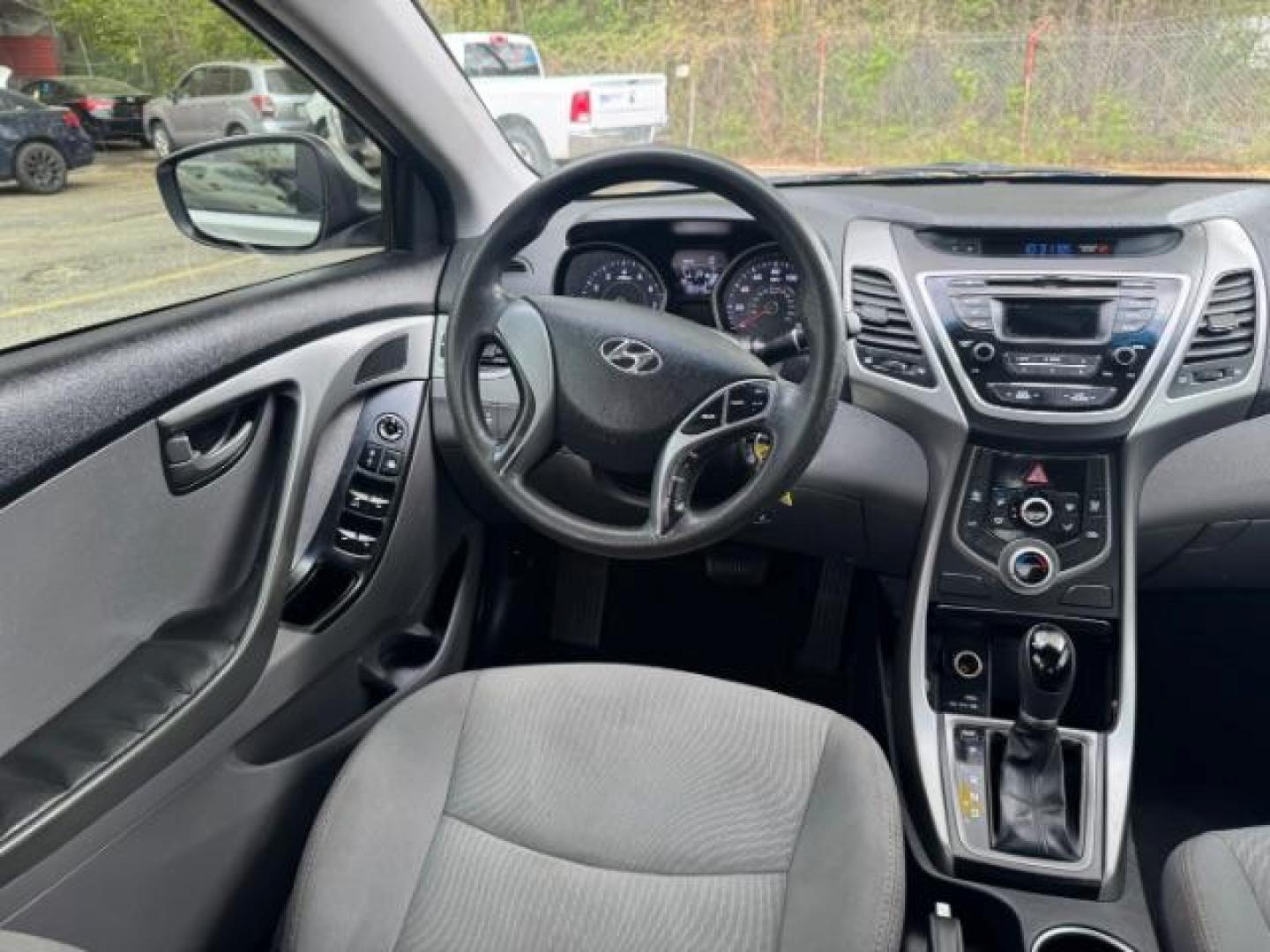 2016 Silver Hyundai Elantra SE 6AT (5NPDH4AEXGH) with an 1.8L L4 DOHC 16V engine, 6-Speed Automatic transmission, located at 1806 Veterans Memorial Hwy SW, Austell, GA, 30168, (770) 944-9558, 33.817959, -84.606987 - Photo#12