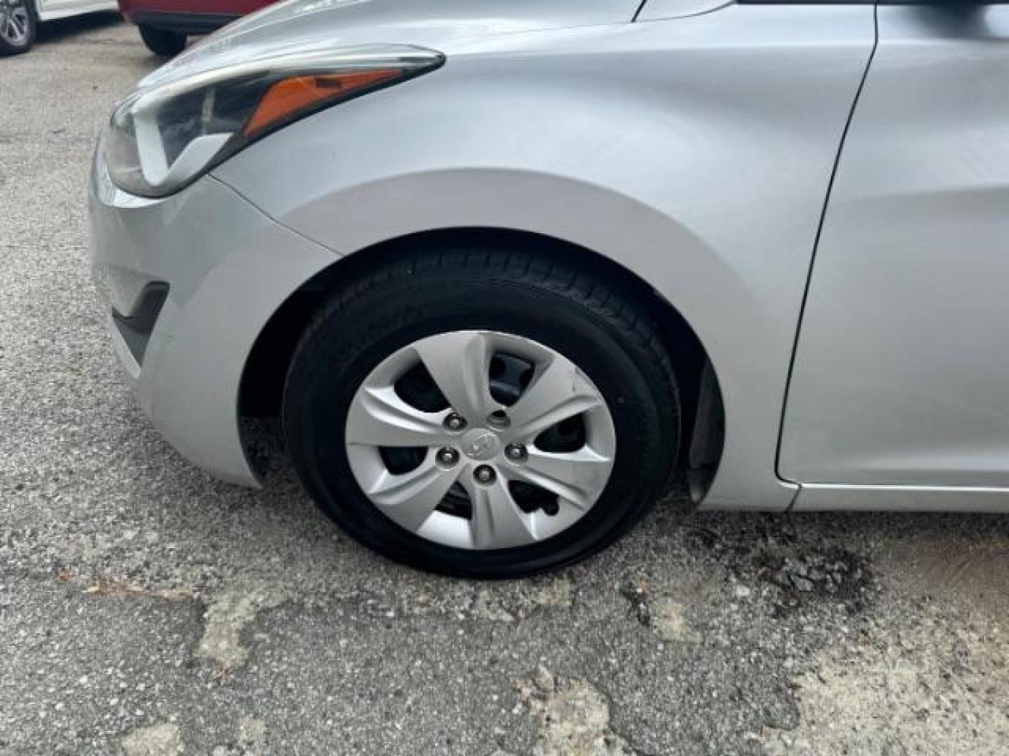 2016 Silver Hyundai Elantra SE 6AT (5NPDH4AEXGH) with an 1.8L L4 DOHC 16V engine, 6-Speed Automatic transmission, located at 1806 Veterans Memorial Hwy SW, Austell, GA, 30168, (770) 944-9558, 33.817959, -84.606987 - Photo#17