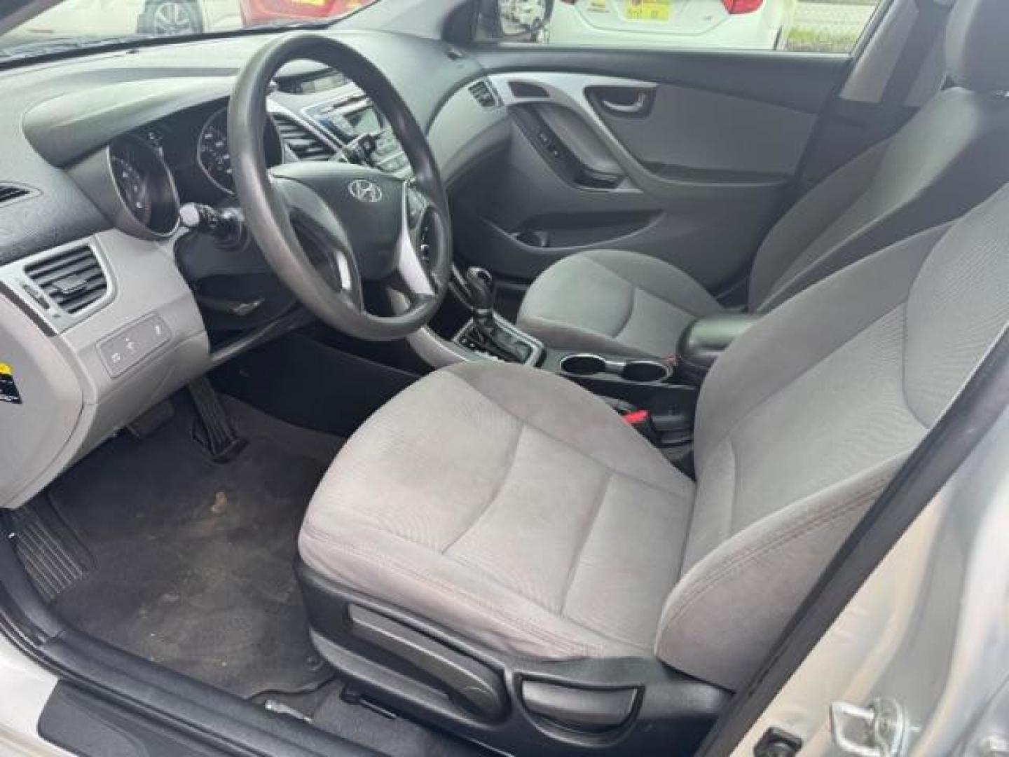 2016 Silver Hyundai Elantra SE 6AT (5NPDH4AEXGH) with an 1.8L L4 DOHC 16V engine, 6-Speed Automatic transmission, located at 1806 Veterans Memorial Hwy SW, Austell, GA, 30168, (770) 944-9558, 33.817959, -84.606987 - Photo#6