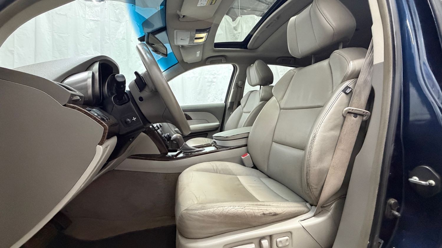 2013 Blue Acura MDX 6-Spd AT w/Tech Package (2HNYD2H37DH) with an 3.7L V6 SOHC 24V engine, 6-Speed Automatic transmission, located at 1806 Veterans Memorial Hwy SW, Austell, GA, 30168, (770) 944-9558, 33.817959, -84.606987- Photo#13