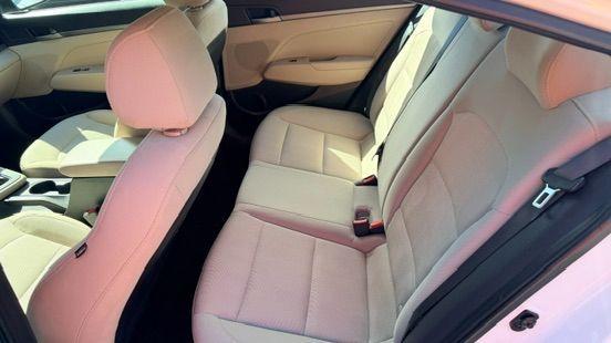 2017 White Hyundai Elantra SE 6AT (5NPD74LF3HH) with an 1.8L L4 DOHC 16V engine, 6-Speed Automatic transmission, located at 1806 Veterans Memorial Hwy SW, Austell, GA, 30168, (770) 944-9558, 33.817959, -84.606987 - Photo#7