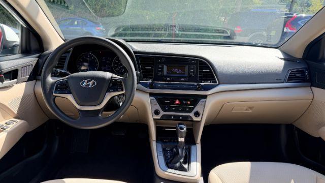 2017 White Hyundai Elantra SE 6AT (5NPD74LF3HH) with an 1.8L L4 DOHC 16V engine, 6-Speed Automatic transmission, located at 1806 Veterans Memorial Hwy SW, Austell, GA, 30168, (770) 944-9558, 33.817959, -84.606987 - Photo#8