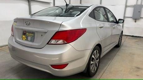 2017 Silver Hyundai Accent SE 4-Door 6A (KMHCT4AEXHU) with an 1.6L L4 DOHC 16V engine, 6-Speed Automatic transmission, located at 1806 Veterans Memorial Hwy SW, Austell, GA, 30168, (770) 944-9558, 33.817959, -84.606987 - Photo#5
