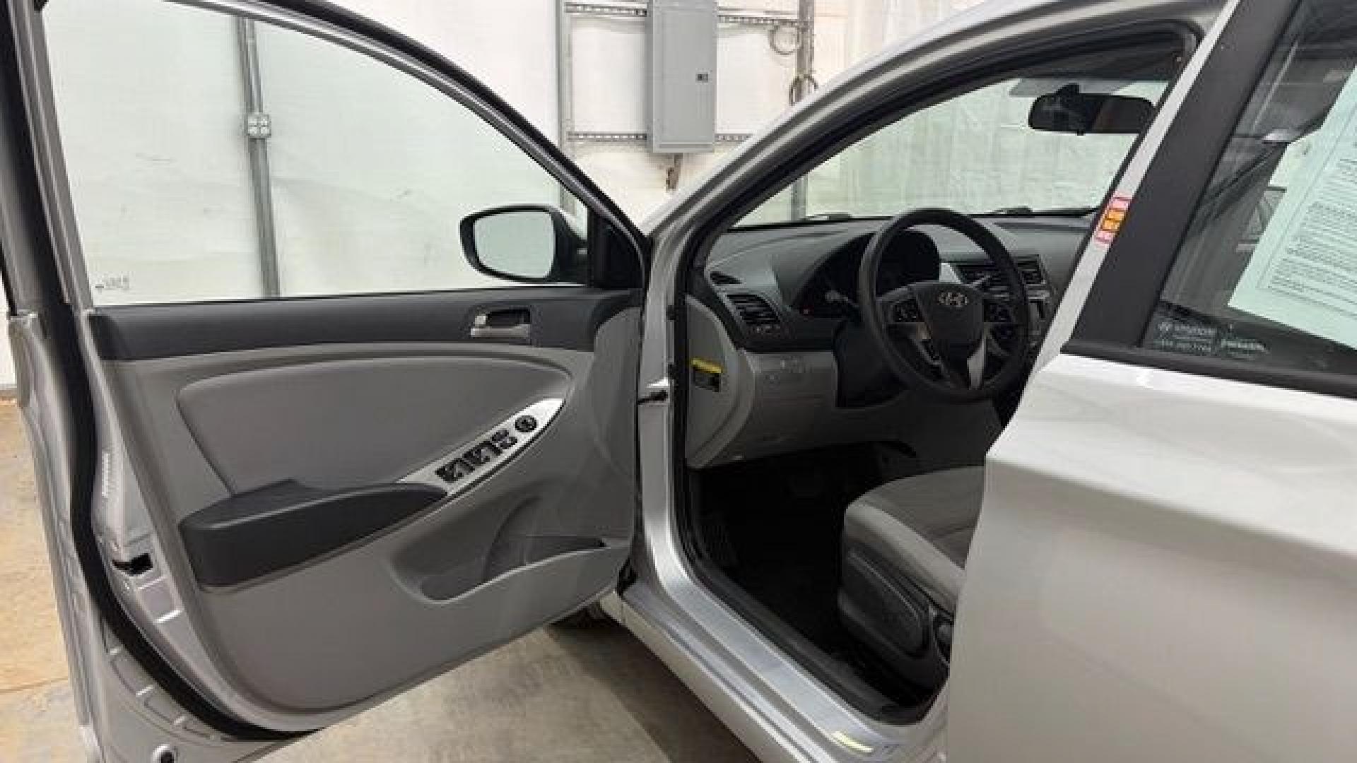 2017 Silver Hyundai Accent SE 4-Door 6A (KMHCT4AEXHU) with an 1.6L L4 DOHC 16V engine, 6-Speed Automatic transmission, located at 1806 Veterans Memorial Hwy SW, Austell, GA, 30168, (770) 944-9558, 33.817959, -84.606987- Photo#10