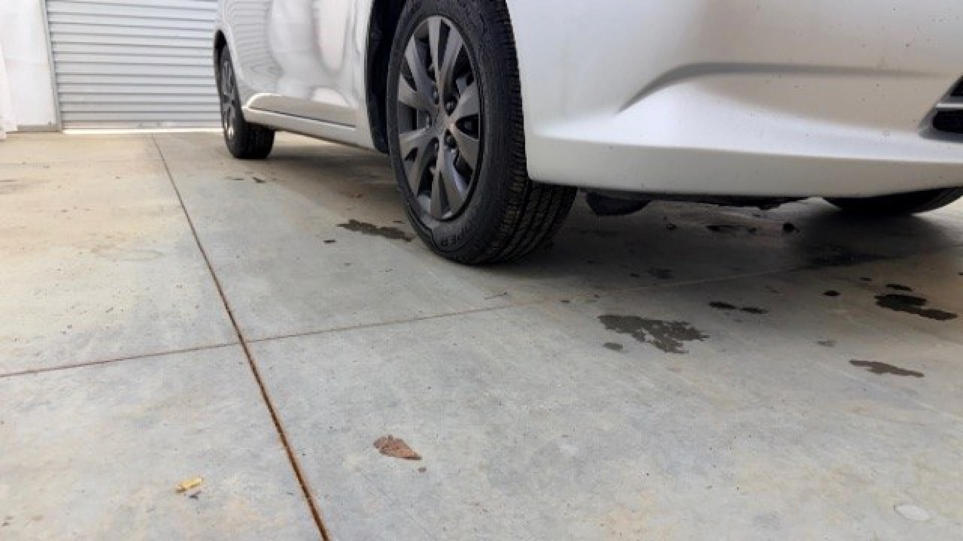 2012 Silver Honda Civic LX Sedan 5-Speed AT (2HGFB2F55CH) with an 1.8L L4 SOHC 16V engine, 5-Speed Automatic transmission, located at 1806 Veterans Memorial Hwy SW, Austell, GA, 30168, (770) 944-9558, 33.817959, -84.606987 - Photo#19