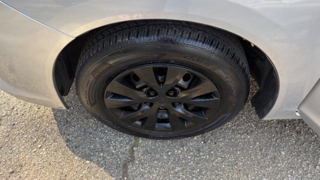 2012 Silver Honda Civic LX Sedan 5-Speed AT (2HGFB2F55CH) with an 1.8L L4 SOHC 16V engine, 5-Speed Automatic transmission, located at 1806 Veterans Memorial Hwy SW, Austell, GA, 30168, (770) 944-9558, 33.817959, -84.606987 - Photo#16