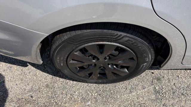 2012 Silver Honda Civic LX Sedan 5-Speed AT (2HGFB2F55CH) with an 1.8L L4 SOHC 16V engine, 5-Speed Automatic transmission, located at 1806 Veterans Memorial Hwy SW, Austell, GA, 30168, (770) 944-9558, 33.817959, -84.606987 - Photo#18