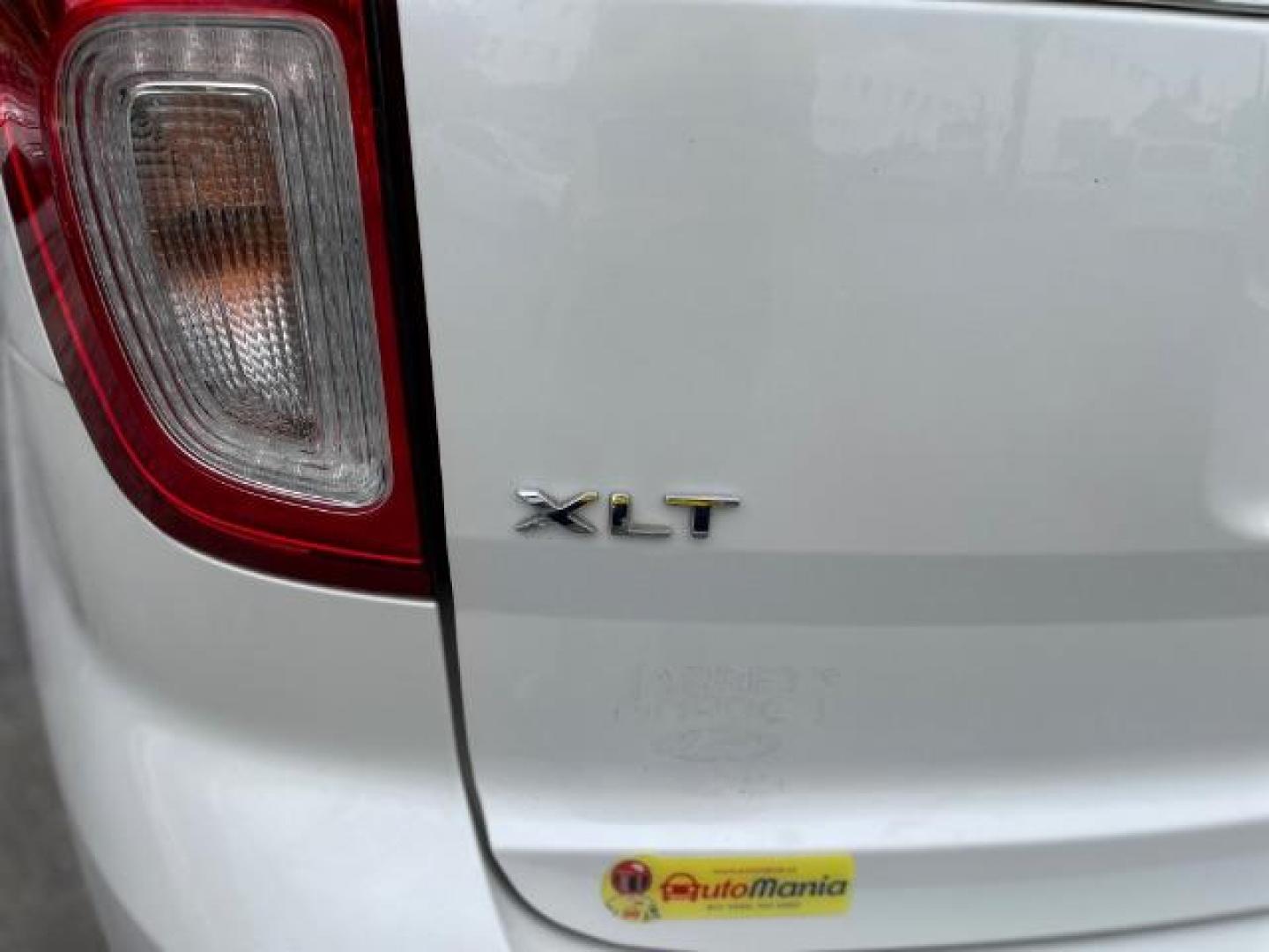 2013 White Ford Explorer XLT FWD (1FM5K7D80DG) with an 3.5L V6 DOHC 24V engine, 6-Speed Automatic transmission, located at 1806 Veterans Memorial Hwy SW, Austell, GA, 30168, (770) 944-9558, 33.817959, -84.606987 - Photo#18
