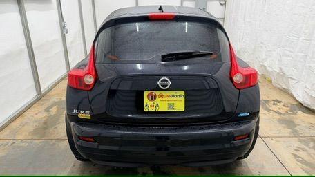 2014 Black Nissan Juke S FWD (JN8AF5MRXET) with an 1.6L L4 DOHC 16V TURBO engine, Continuously Variable Transmission transmission, located at 1806 Veterans Memorial Hwy SW, Austell, GA, 30168, (770) 944-9558, 33.817959, -84.606987 - Photo#4