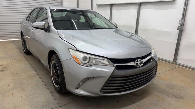2017 Silver Toyota Camry LE (4T1BF1FK0HU) with an 2.5L L4 DOHC 16V engine, 6-Speed Automatic transmission, located at 1806 Veterans Memorial Hwy SW, Austell, GA, 30168, (770) 944-9558, 33.817959, -84.606987- Photo#8