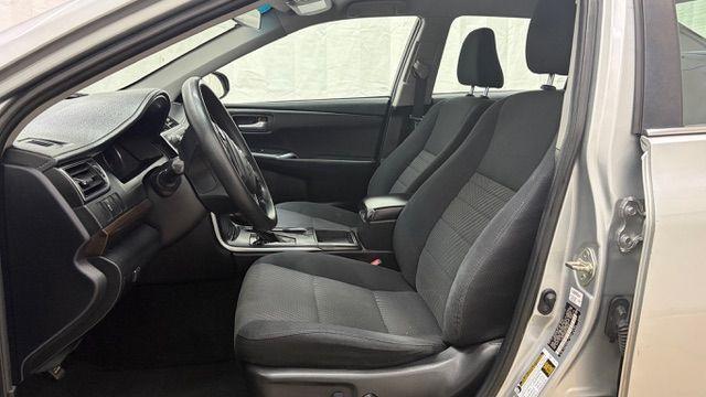 2017 Silver Toyota Camry LE (4T1BF1FK0HU) with an 2.5L L4 DOHC 16V engine, 6-Speed Automatic transmission, located at 1806 Veterans Memorial Hwy SW, Austell, GA, 30168, (770) 944-9558, 33.817959, -84.606987- Photo#11