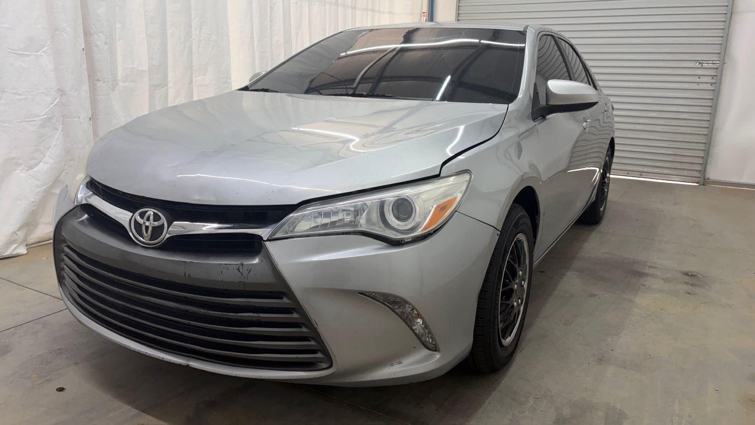 2017 Silver Toyota Camry LE (4T1BF1FK0HU) with an 2.5L L4 DOHC 16V engine, 6-Speed Automatic transmission, located at 1806 Veterans Memorial Hwy SW, Austell, GA, 30168, (770) 944-9558, 33.817959, -84.606987- Photo#0