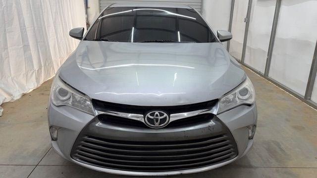 2017 Silver Toyota Camry LE (4T1BF1FK0HU) with an 2.5L L4 DOHC 16V engine, 6-Speed Automatic transmission, located at 1806 Veterans Memorial Hwy SW, Austell, GA, 30168, (770) 944-9558, 33.817959, -84.606987- Photo#9