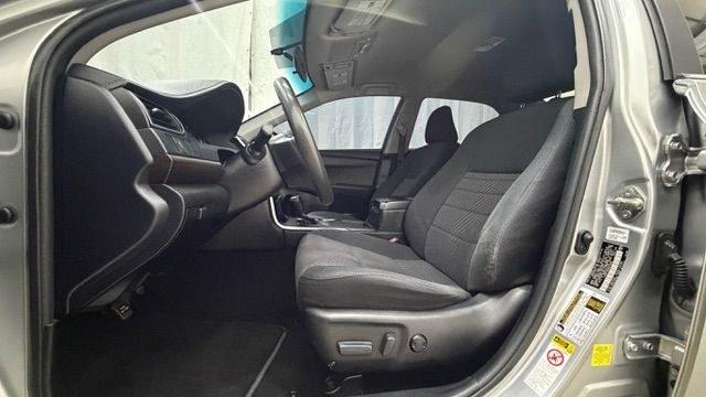 2017 Silver Toyota Camry LE (4T1BF1FK0HU) with an 2.5L L4 DOHC 16V engine, 6-Speed Automatic transmission, located at 1806 Veterans Memorial Hwy SW, Austell, GA, 30168, (770) 944-9558, 33.817959, -84.606987- Photo#12