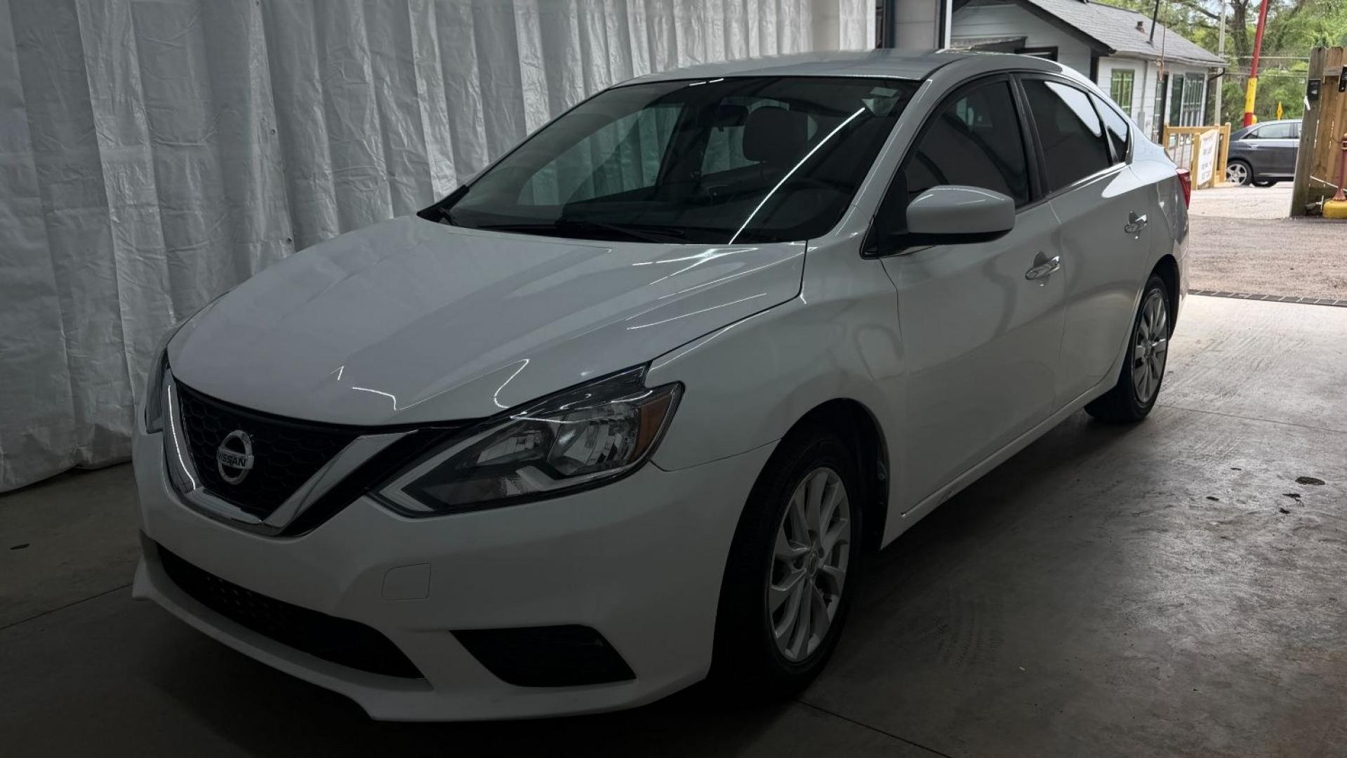 2018 White Nissan Sentra S CVT (3N1AB7AP5JL) with an 1.8L L4 SFI DOHC 16 engine, Continuously Variabl transmission, located at 1806 Veterans Memorial Hwy SW, Austell, GA, 30168, (770) 944-9558, 33.817959, -84.606987 - Photo#0