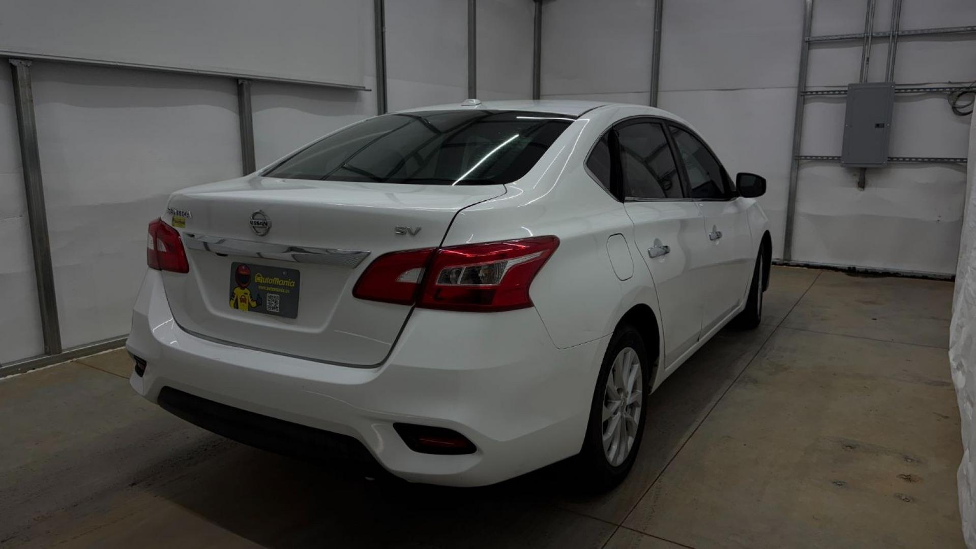 2018 White Nissan Sentra S CVT (3N1AB7AP5JL) with an 1.8L L4 SFI DOHC 16 engine, Continuously Variabl transmission, located at 1806 Veterans Memorial Hwy SW, Austell, GA, 30168, (770) 944-9558, 33.817959, -84.606987 - Photo#6