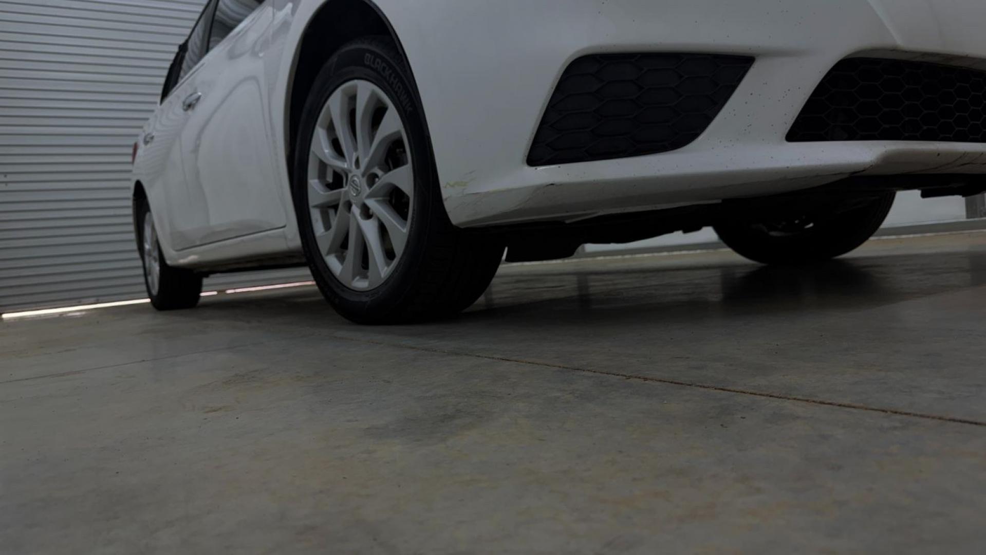 2018 White Nissan Sentra S CVT (3N1AB7AP5JL) with an 1.8L L4 SFI DOHC 16 engine, Continuously Variabl transmission, located at 1806 Veterans Memorial Hwy SW, Austell, GA, 30168, (770) 944-9558, 33.817959, -84.606987 - Photo#18