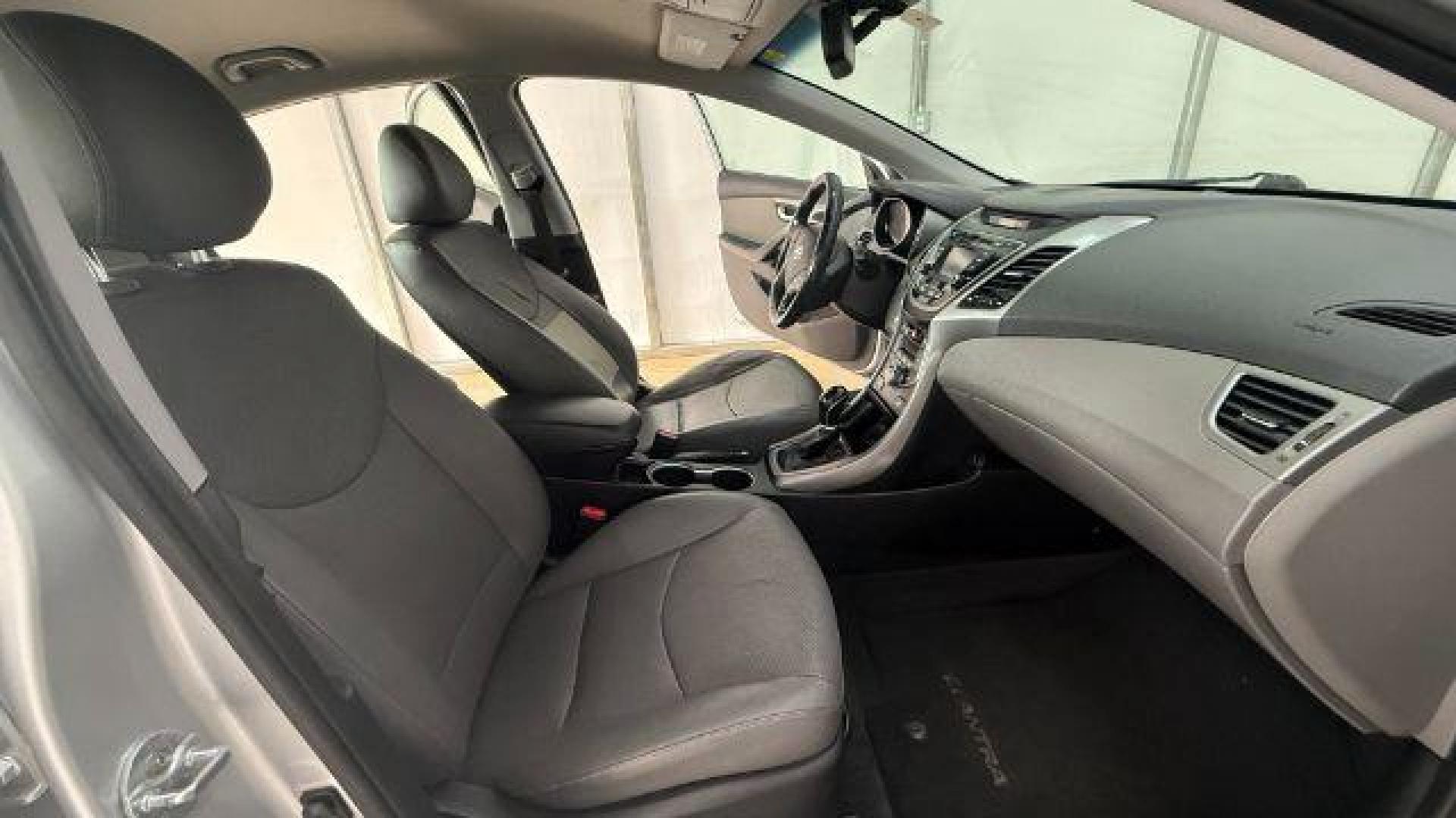 2016 Silver Hyundai Elantra Limited (KMHDH4AE7GU) with an 1.8L L4 DOHC 16V engine, 6-Speed Automatic transmission, located at 1806 Veterans Memorial Hwy SW, Austell, GA, 30168, (770) 944-9558, 33.817959, -84.606987 - Photo#18