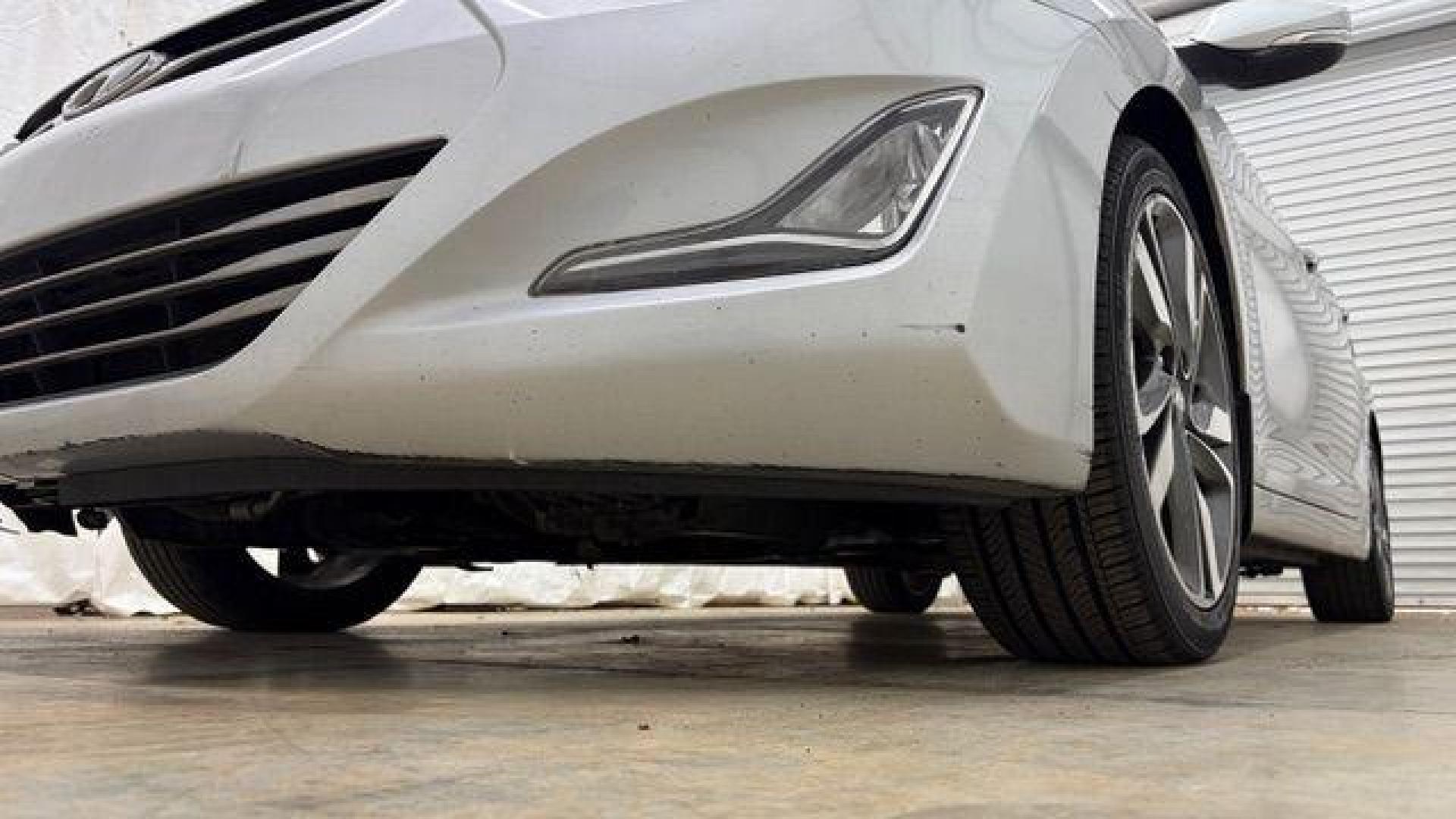 2016 Silver Hyundai Elantra Limited (KMHDH4AE7GU) with an 1.8L L4 DOHC 16V engine, 6-Speed Automatic transmission, located at 1806 Veterans Memorial Hwy SW, Austell, GA, 30168, (770) 944-9558, 33.817959, -84.606987 - Photo#19