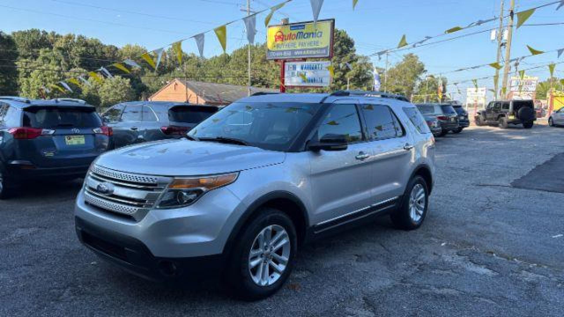 2011 Silver Ford Explorer XLT 4WD (1FMHK8D83BG) with an 3.5L V6 DOHC 24V engine, 6-Speed Automatic transmission, located at 1806 Veterans Memorial Hwy SW, Austell, GA, 30168, (770) 944-9558, 33.817959, -84.606987 - Photo#0