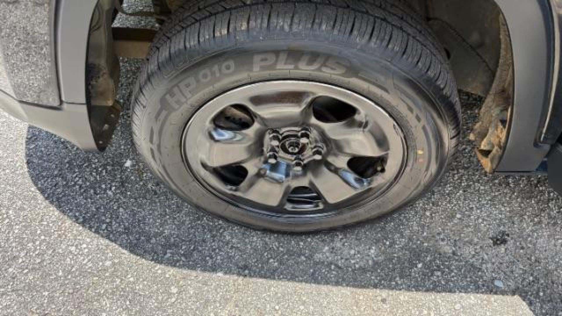 2014 Black Jeep Cherokee Sport FWD (1C4PJLAB7EW) with an 2.4L L4 DOHC 16V engine, 9-Speed Automatic transmission, located at 1806 Veterans Memorial Hwy SW, Austell, GA, 30168, (770) 944-9558, 33.817959, -84.606987 - Photo#15