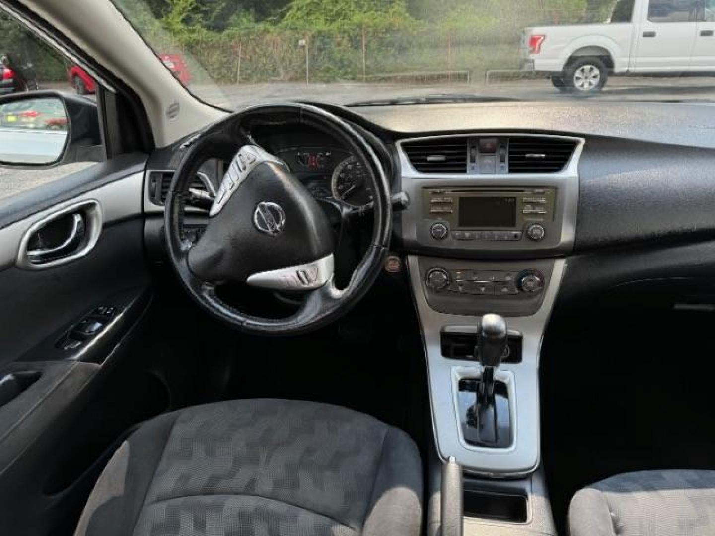 2013 White Nissan Sentra SV (3N1AB7AP5DL) with an 1.8L L4 SFI DOHC 16V engine, Continuously Variable Transmission transmission, located at 1806 Veterans Memorial Hwy SW, Austell, GA, 30168, (770) 944-9558, 33.817959, -84.606987 - Photo#12
