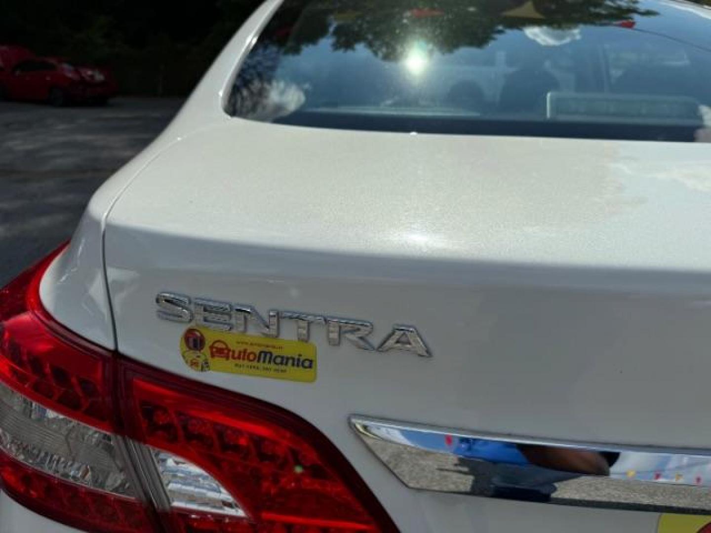 2013 White Nissan Sentra SV (3N1AB7AP5DL) with an 1.8L L4 SFI DOHC 16V engine, Continuously Variable Transmission transmission, located at 1806 Veterans Memorial Hwy SW, Austell, GA, 30168, (770) 944-9558, 33.817959, -84.606987 - Photo#16