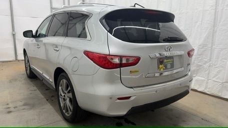 2013 Silver Infiniti JX AWD (5N1AL0MM3DC) with an 3.5L V6 DOHC 24V engine, Continuously Variabl transmission, located at 1806 Veterans Memorial Hwy SW, Austell, GA, 30168, (770) 944-9558, 33.817959, -84.606987- Photo#3