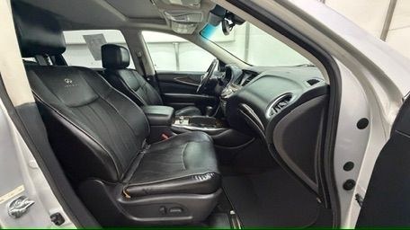 2013 Silver Infiniti JX AWD (5N1AL0MM3DC) with an 3.5L V6 DOHC 24V engine, Continuously Variabl transmission, located at 1806 Veterans Memorial Hwy SW, Austell, GA, 30168, (770) 944-9558, 33.817959, -84.606987- Photo#18