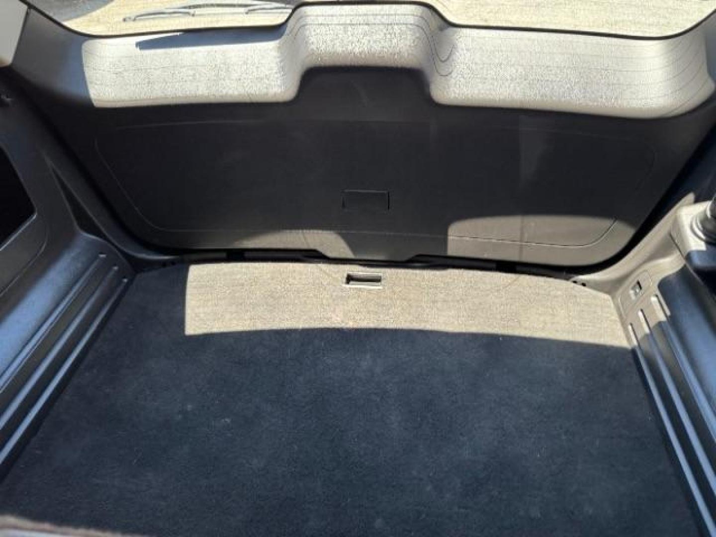 2013 White Ford Edge SEL FWD (2FMDK3JC7DB) with an 3.5L V6 DOHC 24V engine, 6-Speed Automatic transmission, located at 1806 Veterans Memorial Hwy SW, Austell, GA, 30168, (770) 944-9558, 33.817959, -84.606987 - Photo#17
