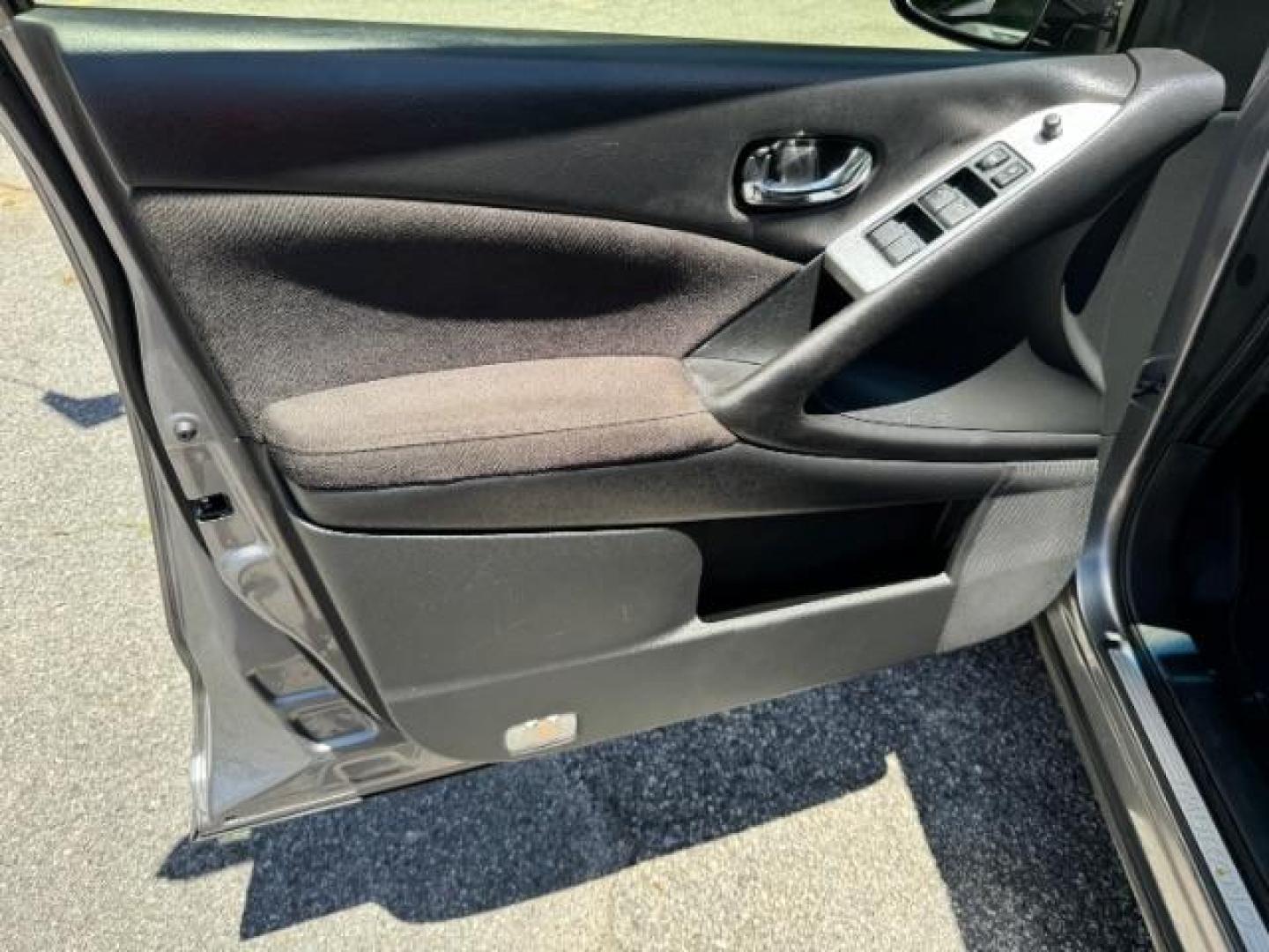 2013 Gray Nissan Murano S (JN8AZ1MU7DW) with an 3.5L V6 DOHC 24V engine, Continuously Variable Transmission transmission, located at 1806 Veterans Memorial Hwy SW, Austell, GA, 30168, (770) 944-9558, 33.817959, -84.606987 - Photo#8